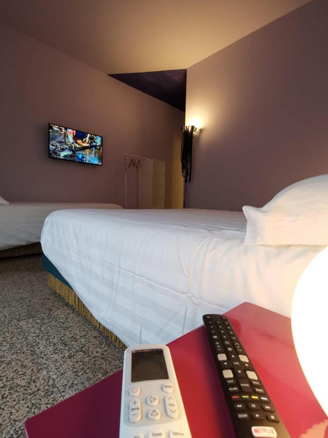 Red Carpet Rooms Bari Exterior foto