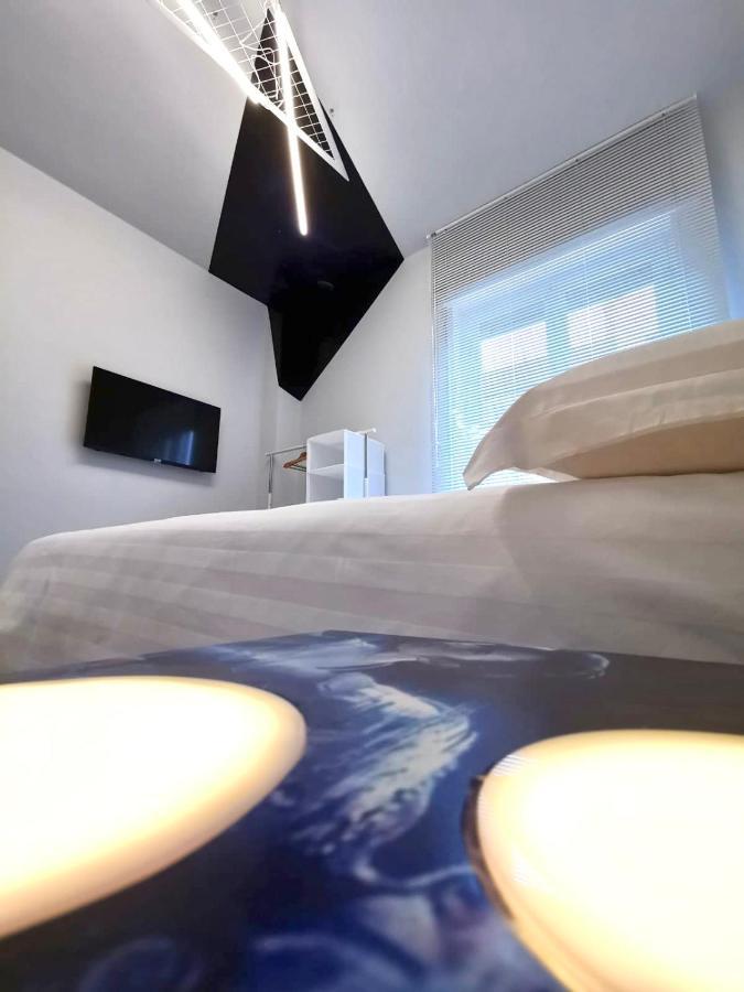 Red Carpet Rooms Bari Exterior foto